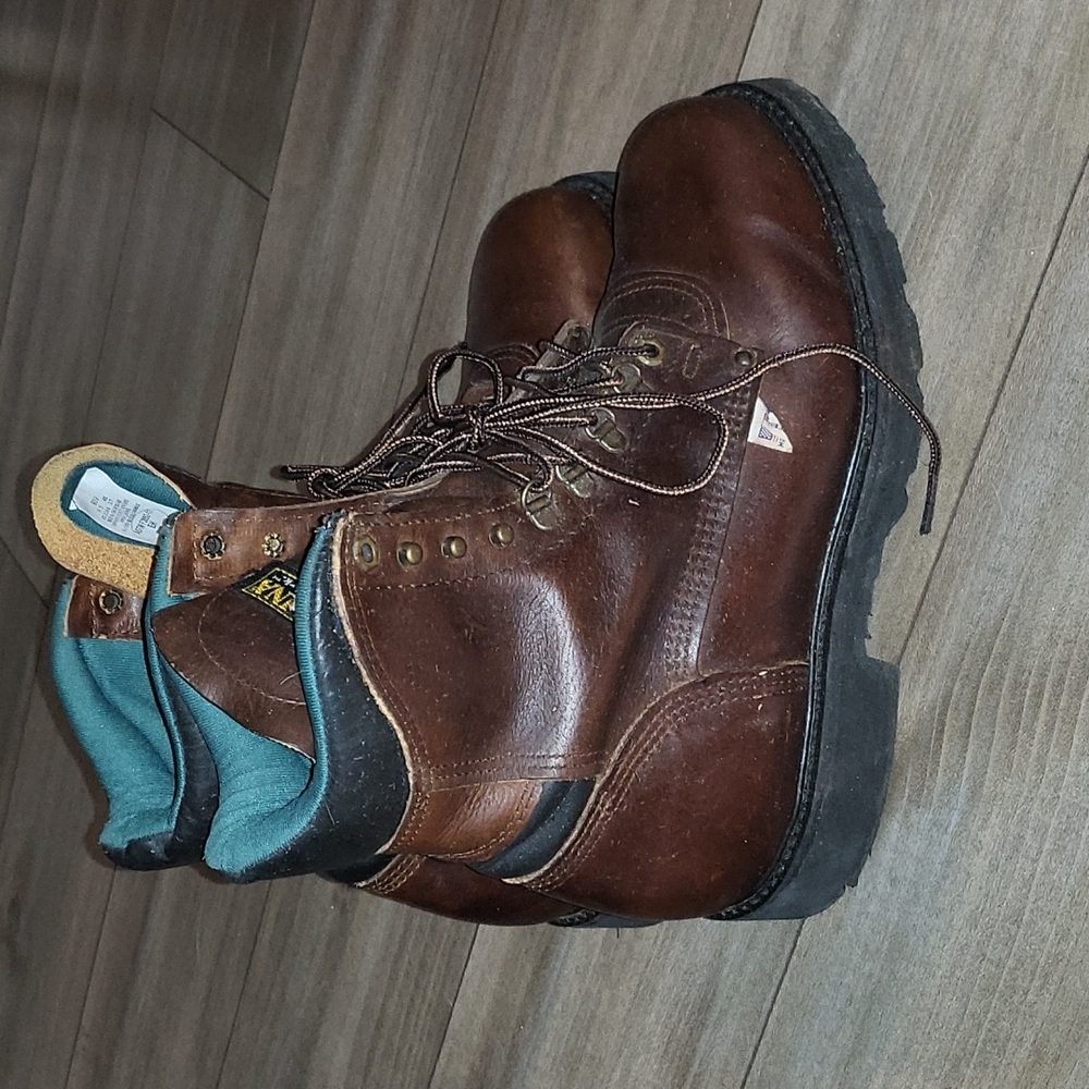 Sz. 9.5 4E Carlina Millennium Soft Toe Boots